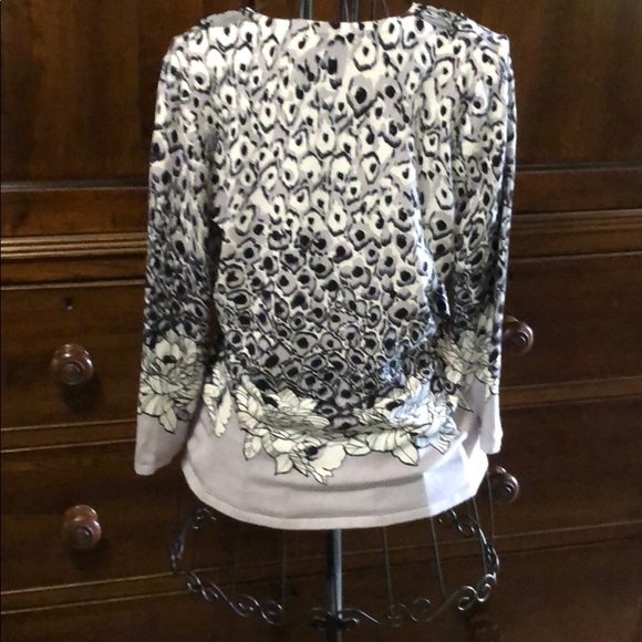 Cyrus Light Weight Sweater - Picture 2 of 6